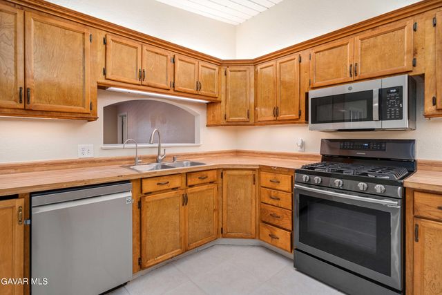 15921 Melva Street, Mojave, CA 93501