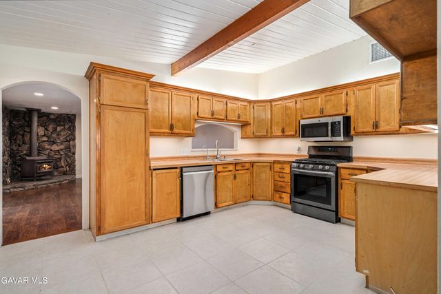 15921 Melva Street, Mojave, CA 93501