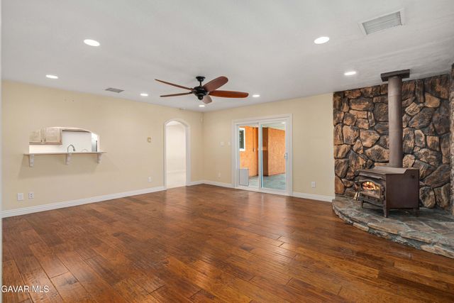 15921 Melva Street, Mojave, CA 93501