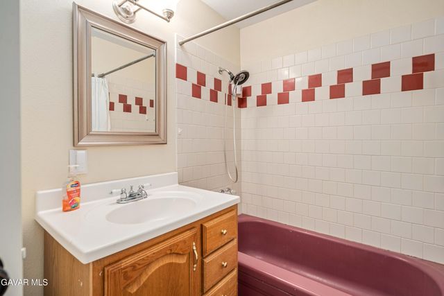 15921 Melva Street, Mojave, CA 93501