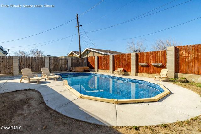 15921 Melva Street, Mojave, CA 93501