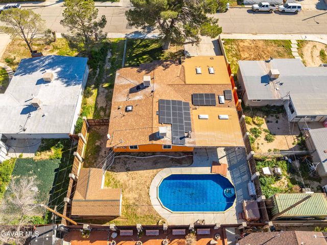 15921 Melva Street, Mojave, CA 93501