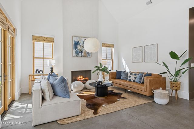 62 Harford, Beaufort, SC 29906