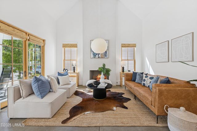 62 Harford, Beaufort, SC 29906