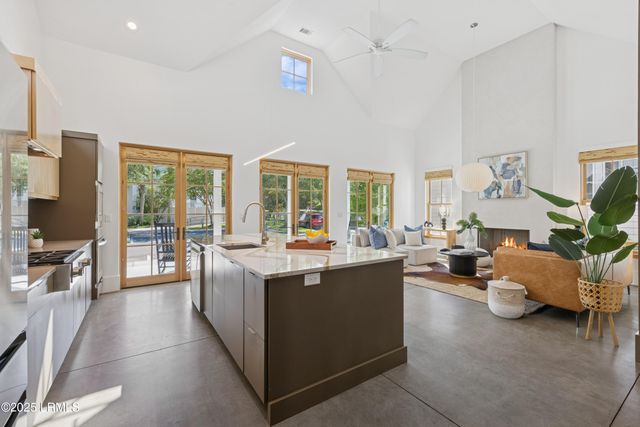 62 Harford, Beaufort, SC 29906