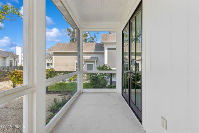 62 Harford, Beaufort, SC 29906