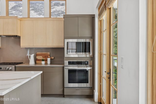 62 Harford, Beaufort, SC 29906