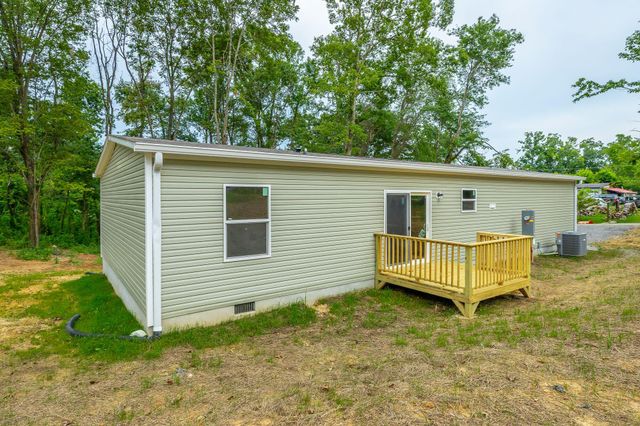 68 Smores Road, Signal Mountain, TN 37377