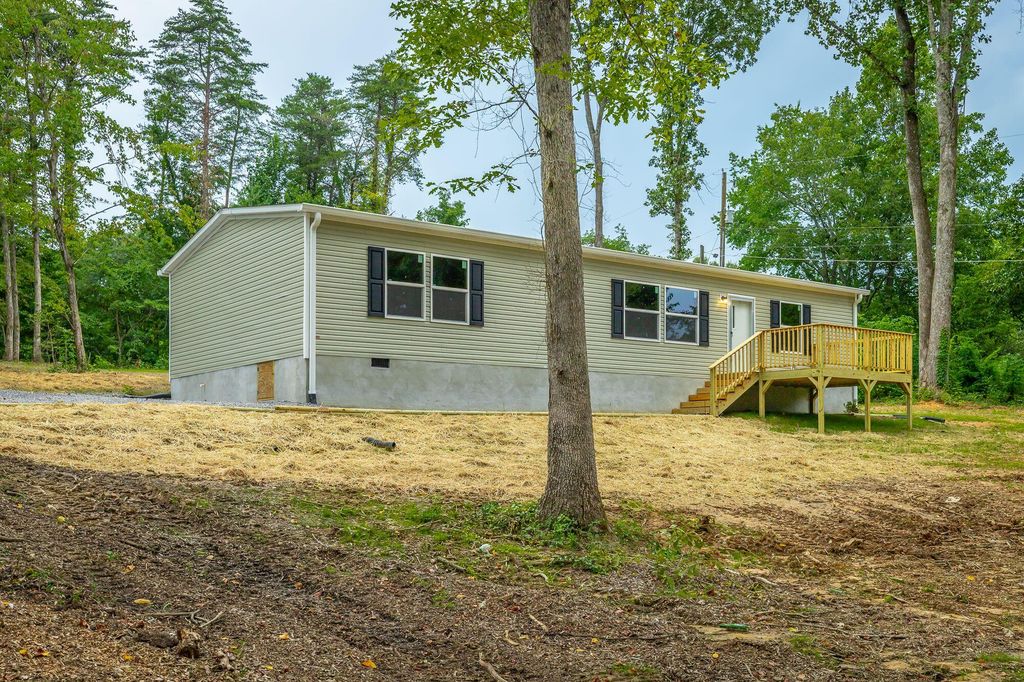 68 Smores Road, Signal Mountain, TN 37377