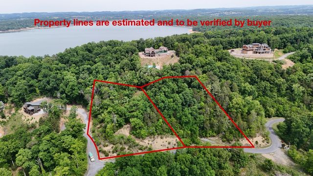 79 Stone Bridge Dr, Dandridge, TN 37725