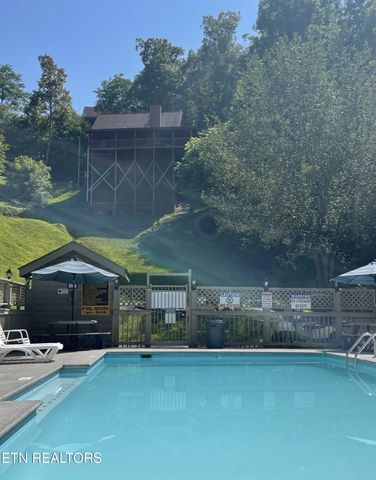 1025 Willard Way, Sevierville, TN 37876