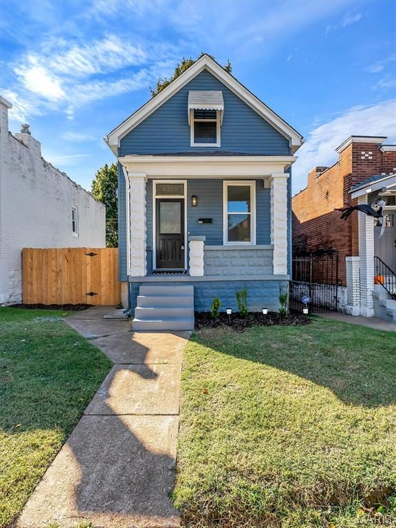 4350 Ellenwood Avenue, St Louis, MO 63116