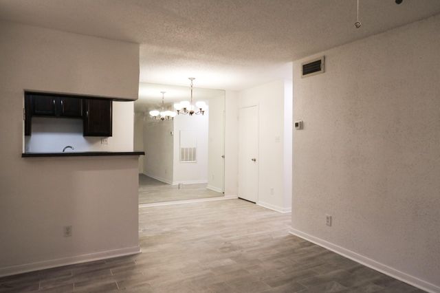 2750 Holly Hall Street 303, Houston, TX 77054