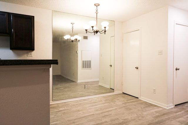 2750 Holly Hall Street 303, Houston, TX 77054