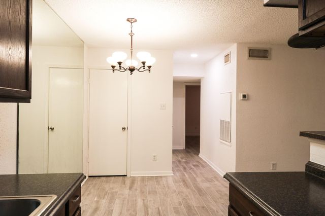 2750 Holly Hall Street 303, Houston, TX 77054