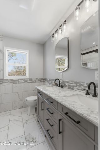 202 Lawrence Drive, Lanoka Harbor, NJ 08734