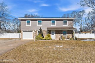 202 Lawrence Drive, Lanoka Harbor, NJ 08734