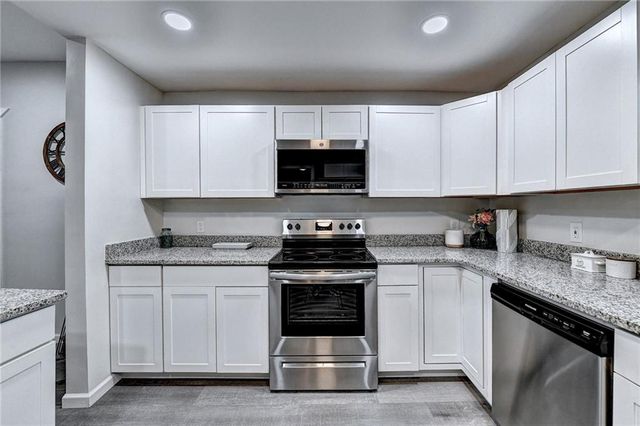 1233 OAKLAND SW Drive, Atlanta, GA 30310