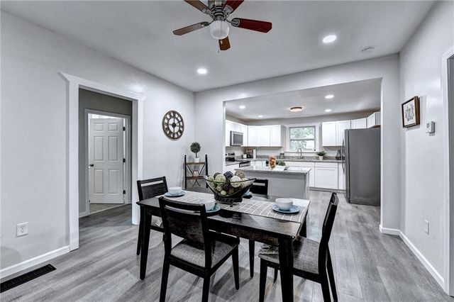 1233 OAKLAND SW Drive, Atlanta, GA 30310