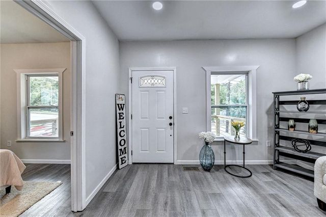 1233 OAKLAND SW Drive, Atlanta, GA 30310