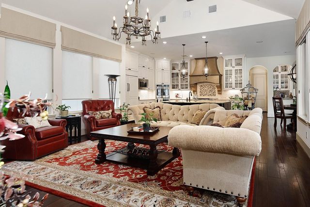 105 Larkhaven Drive, Montgomery, TX 77316