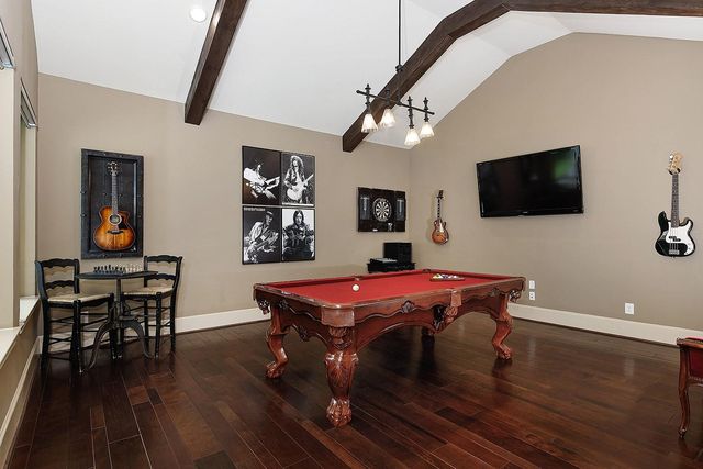 105 Larkhaven Drive, Montgomery, TX 77316