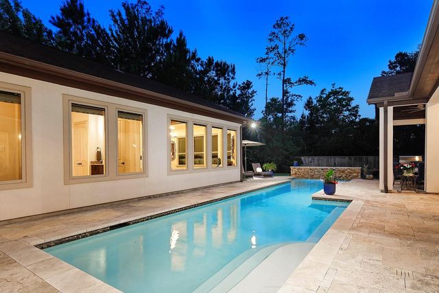 105 Larkhaven Drive, Montgomery, TX 77316