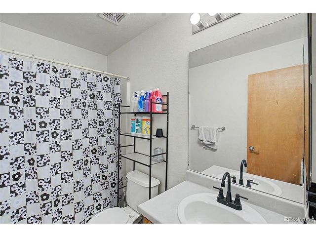 6270 Ashridge Ct, Colorado Springs, CO 80922