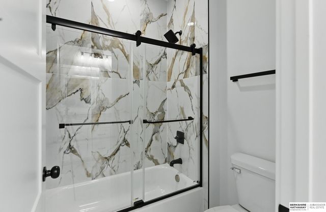 13705 Corby Street, Omaha, NE 68164