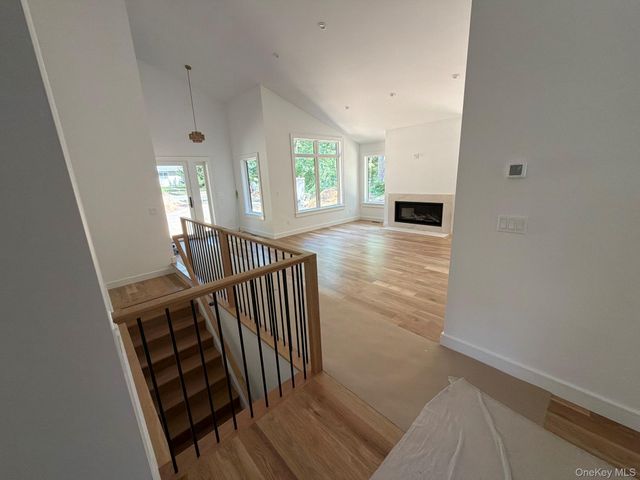 17 Bittersweet Avenue, Hampton Bays, NY 11946