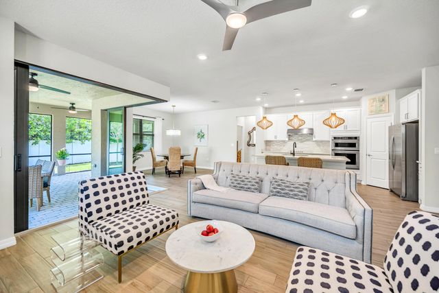 8028 NW 78th Street, Tamarac, FL 33321