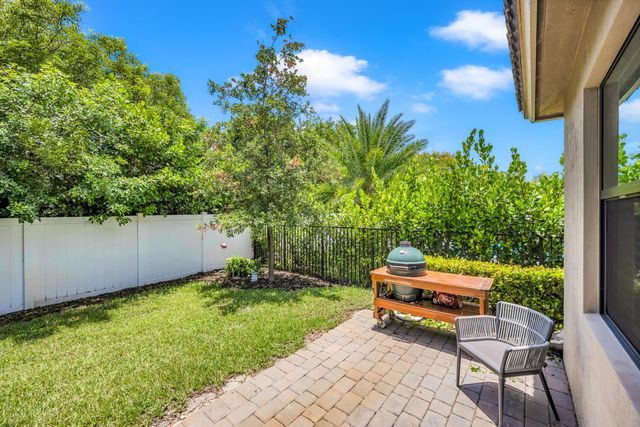 8028 NW 78th Street, Tamarac, FL 33321
