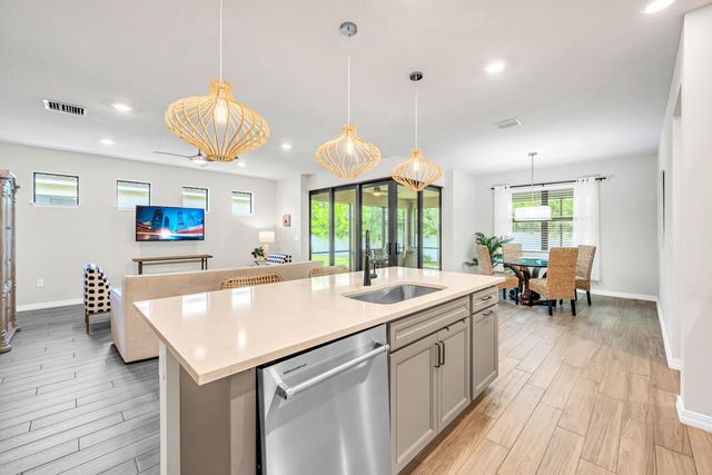 8028 NW 78th Street, Tamarac, FL 33321