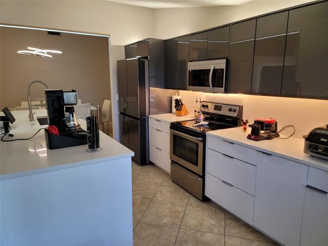 2725 Zorno Way 2725, Delray Beach, FL 33445
