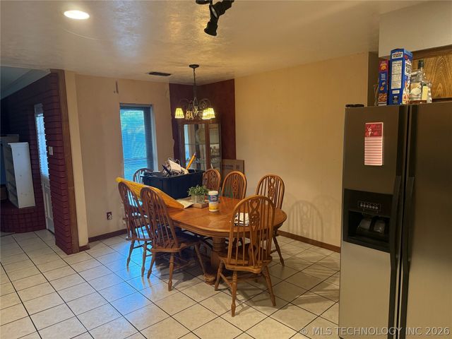 1919 Parkway Circle, Durant, OK 74701