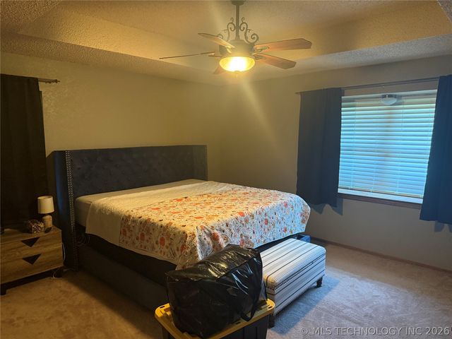 1919 Parkway Circle, Durant, OK 74701