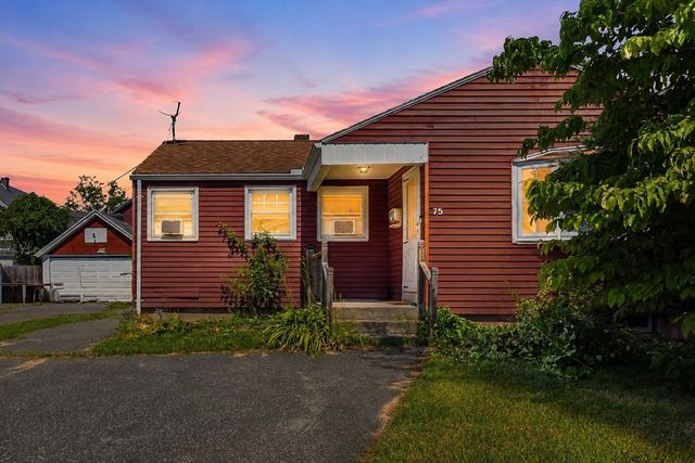 75 Knollwood St, Springfield, MA 01104