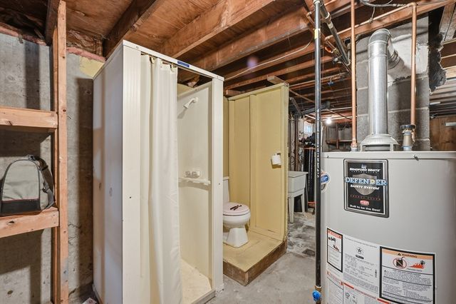 75 Knollwood St, Springfield, MA 01104