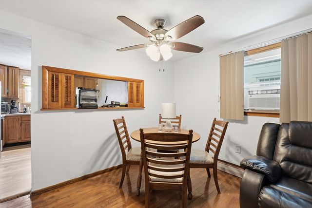 75 Knollwood St, Springfield, MA 01104