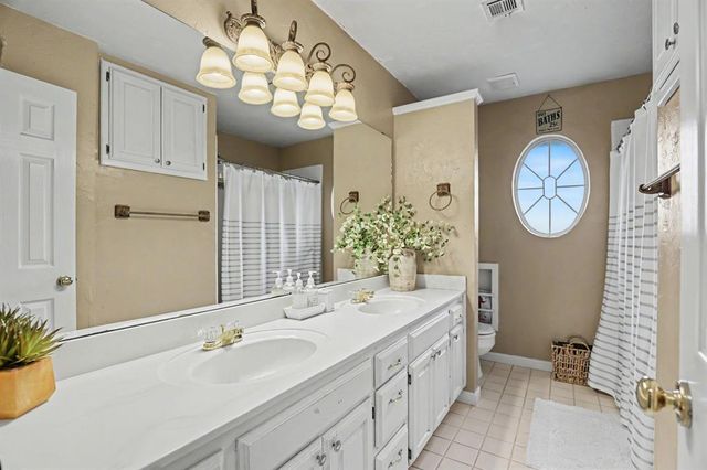 1700 Schooner Drive, Norman, OK 73072