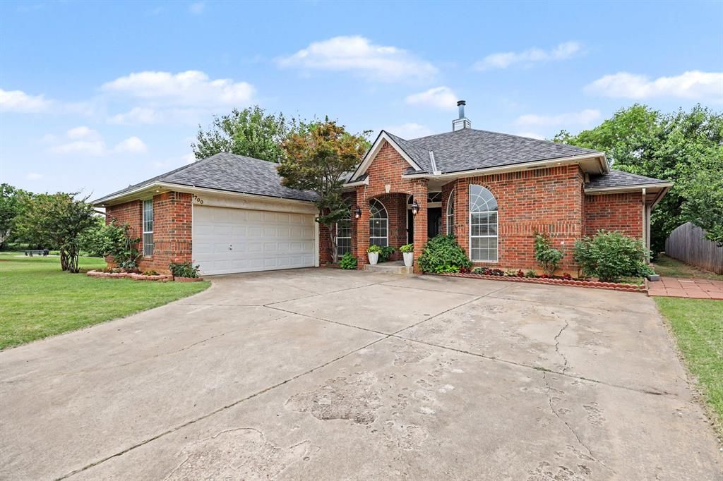 1700 Schooner Drive, Norman, OK 73072