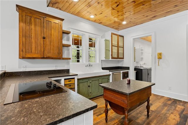 1577 Livingston Road SW, Rome, GA 30161