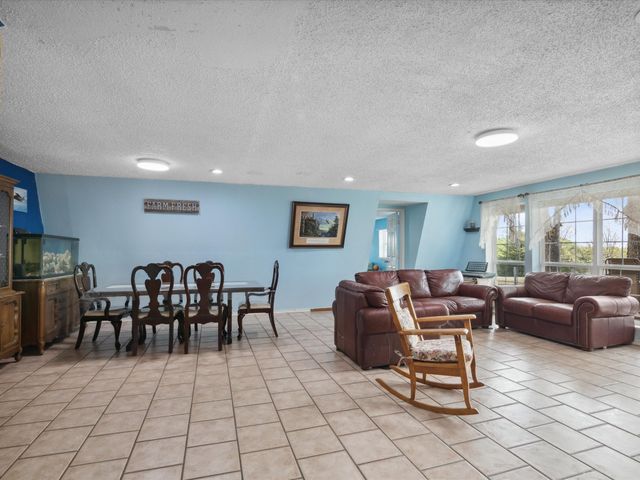 265 County Road 4374, Decatur, TX 76234