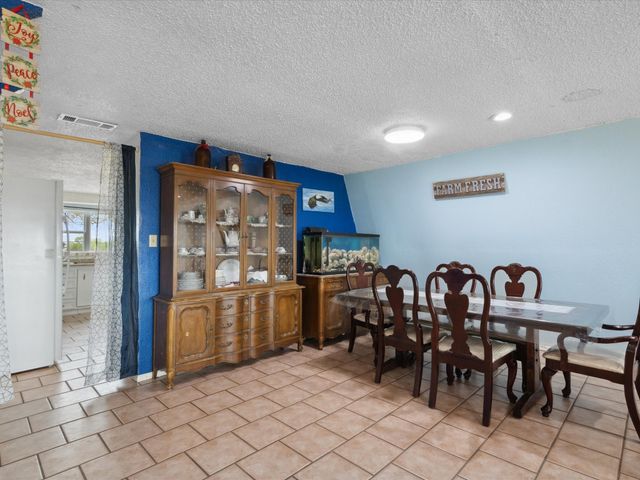 265 County Road 4374, Decatur, TX 76234