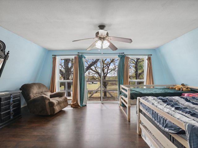 265 County Road 4374, Decatur, TX 76234