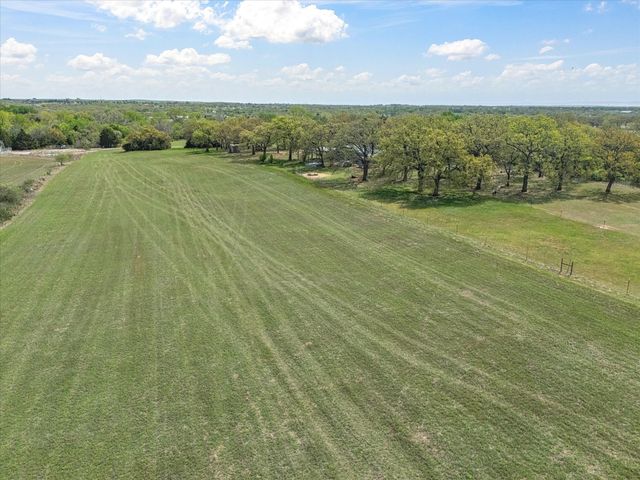 265 County Road 4374, Decatur, TX 76234