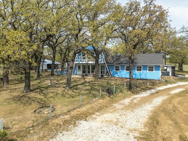 265 County Road 4374, Decatur, TX 76234