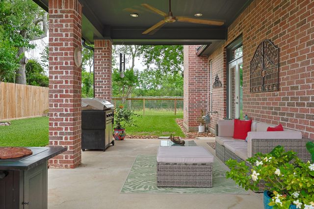 4704 Donald Street, Seabrook, TX 77586