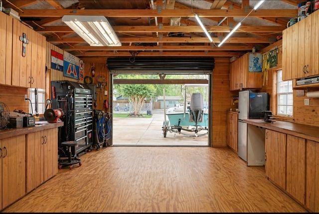 4704 Donald Street, Seabrook, TX 77586