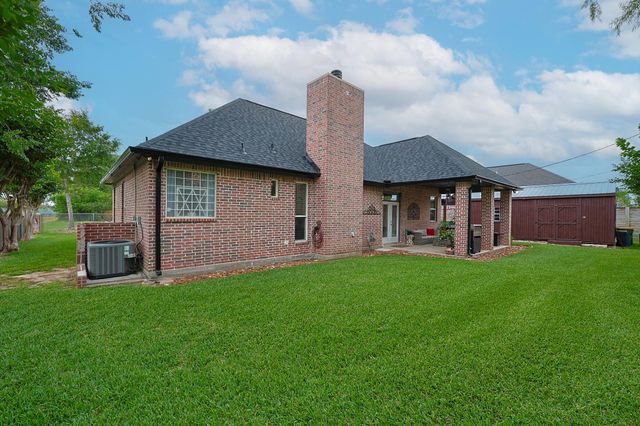 4704 Donald Street, Seabrook, TX 77586